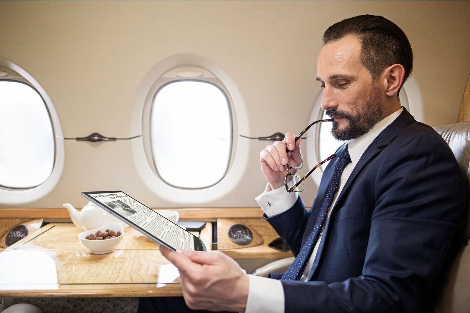 PocketBook InkPad X – huippuluokan e-lukulaite 10 tuuman näytöllä