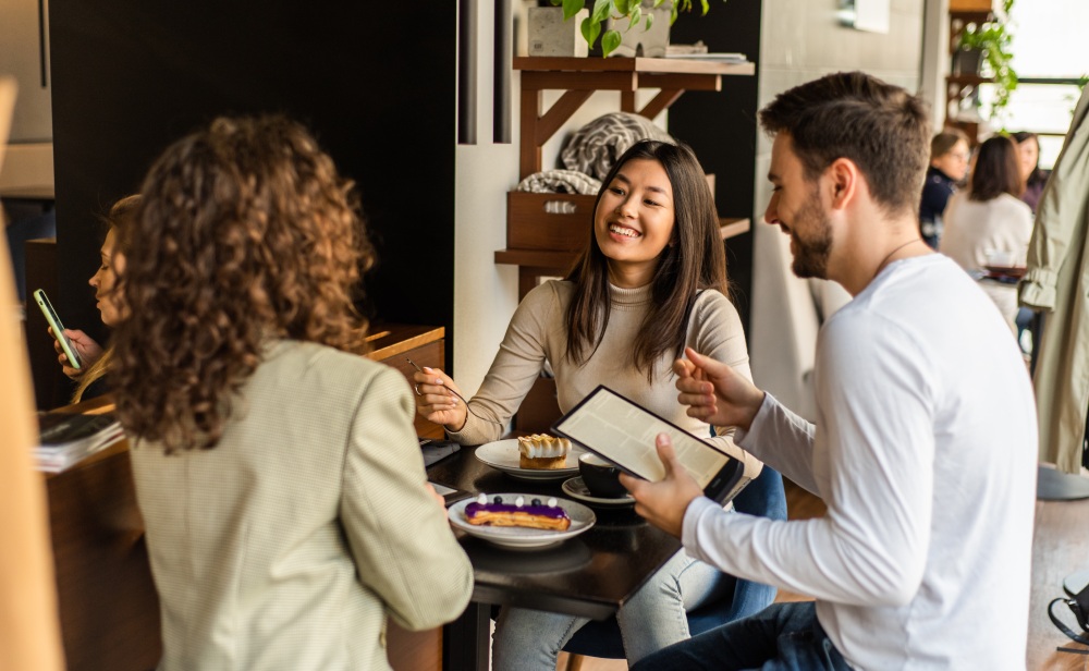 Näin valitset etuvalolla varustetun e-kirjojen lukulaitteen: yhteenveto malleista ja hyödyllisiä vinkkejä