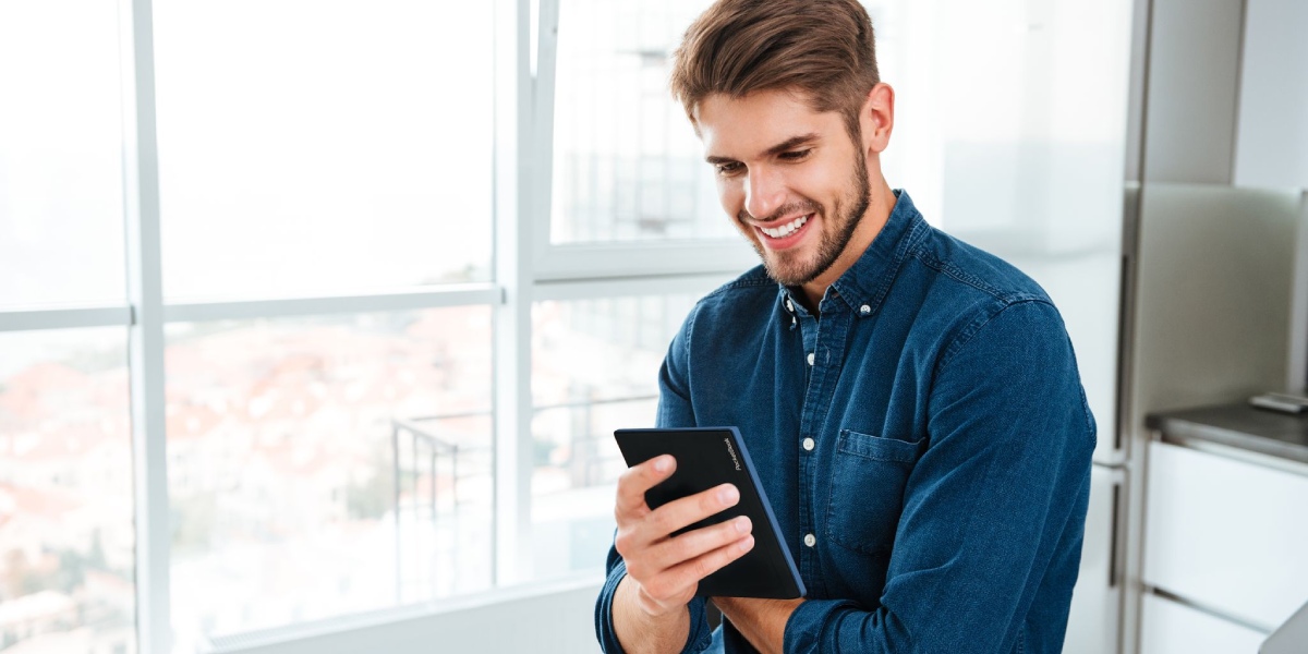 PocketBook Verse Pro: uusimmat e-lukutekniikat kompaktissa muodossa